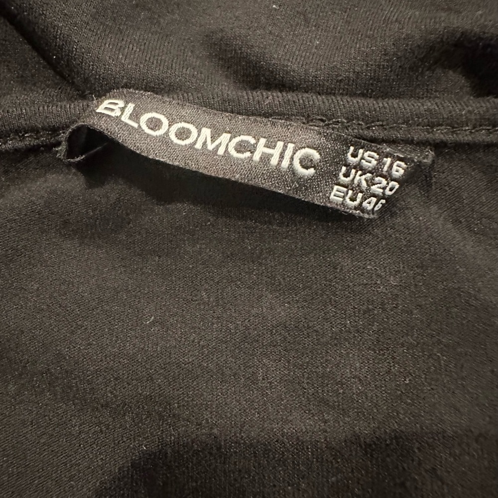 Bloomchic Flutter Sleeve Top - image 4